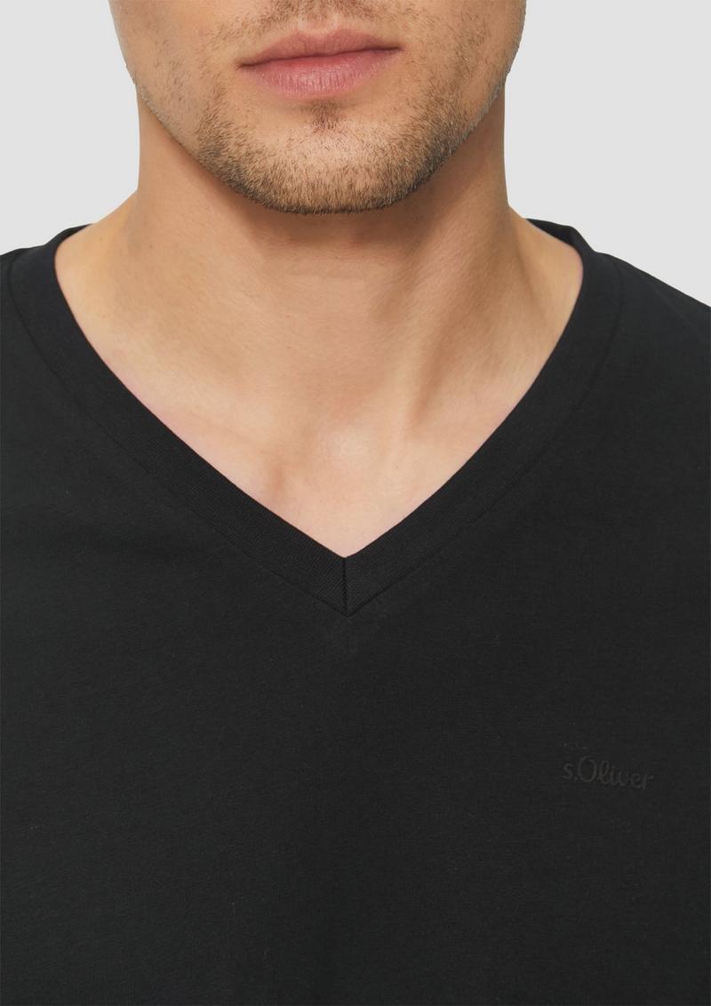 s.Oliver Baumwoll-T-Shirt mit Logo-Print - schwarz