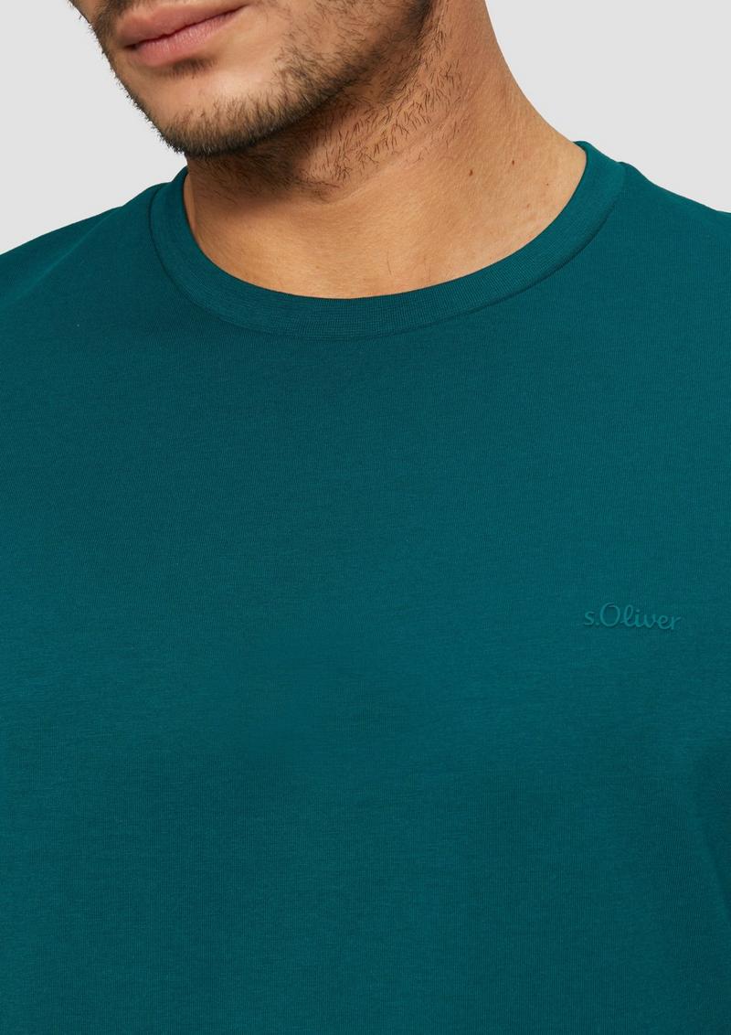 s.Oliver Baumwoll-T-Shirt mit kleinem Logo-Print - petrol