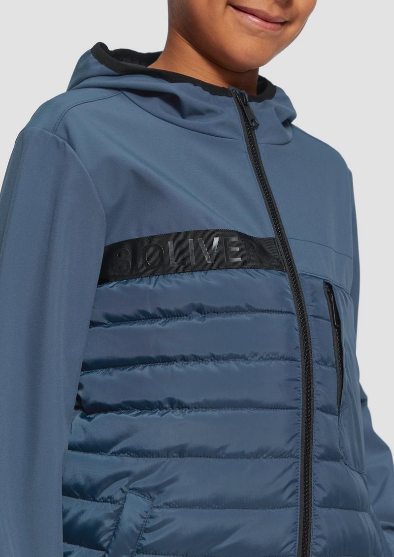 s.Oliver Softshelljacke im Materialmix mit Kapuze - hellblau