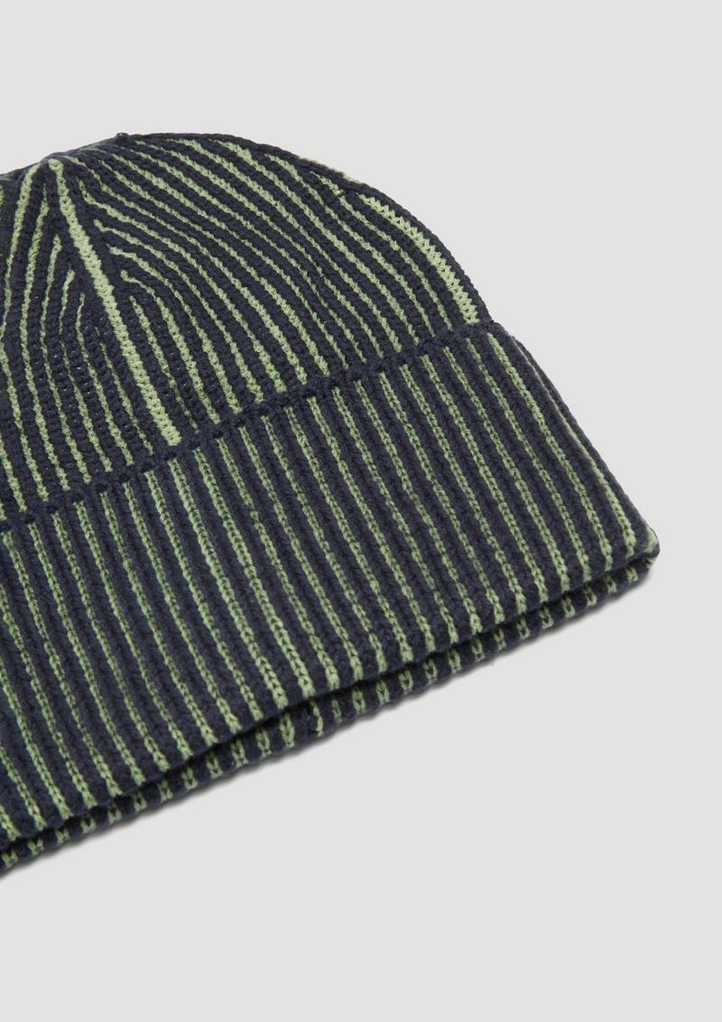 s.Oliver Mütze mit Rippstruktur - navy
