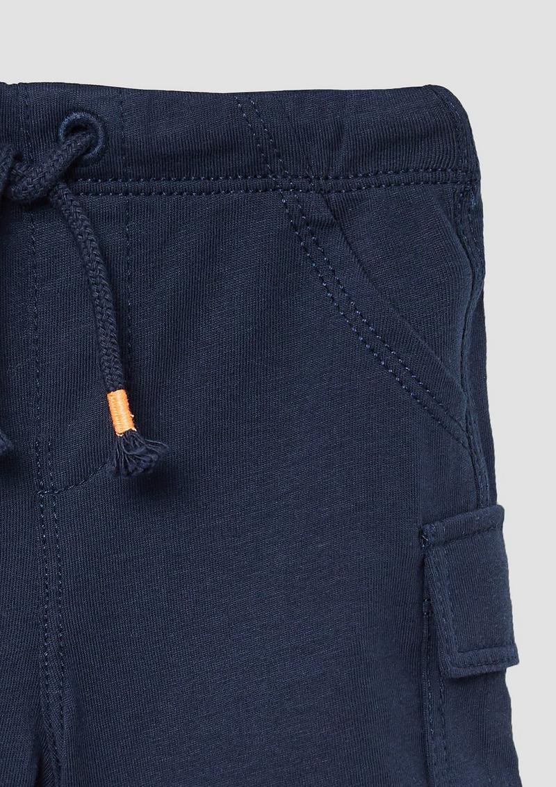 s.Oliver Cargo-Shorts aus Baumwolle mit verstellbarem Elastikbund - navy