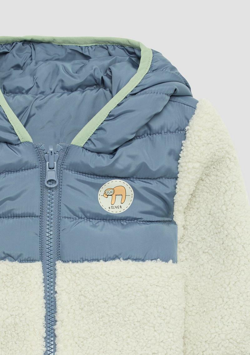 s.Oliver Leicht wattierte Wendejacke mit Steppung und Teddyplüsch - wollweiß