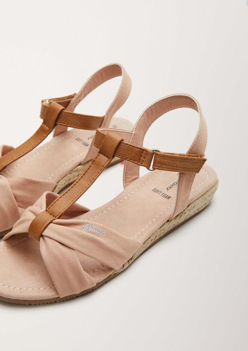 s.Oliver Sandalen mit Denim-Details - helles beige